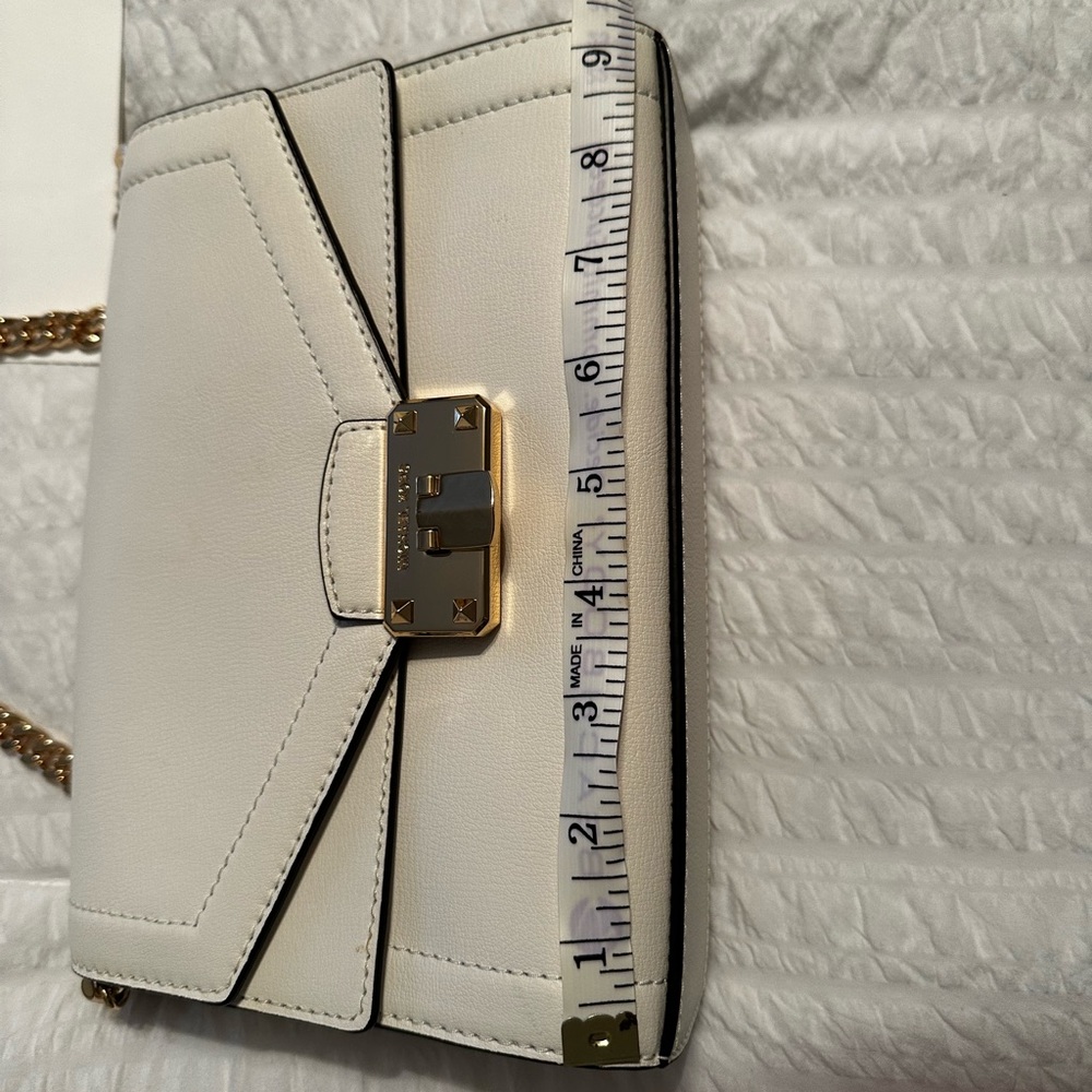 Michael Kors white Kinsley shoulder bag - Picture 12 of 14